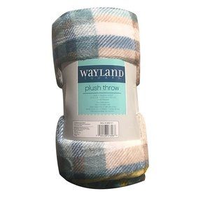 Wayland Square Plush Throw Blanket Green and Yellow Plaid 50" X 60"